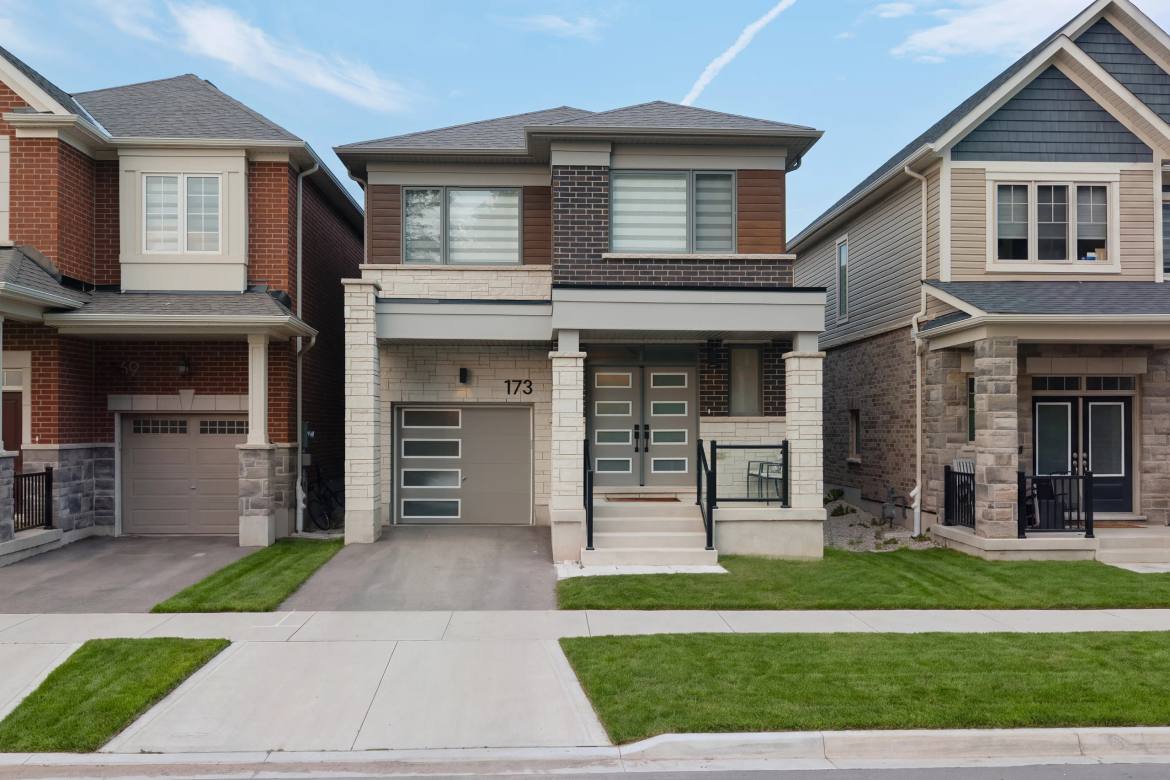 173 Forestwalk Street, Front Exterior