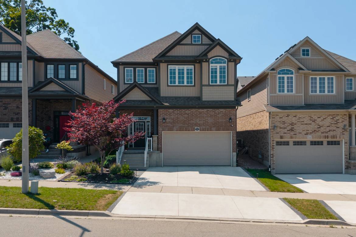 522 Woodbine Avenue, Front Exterior